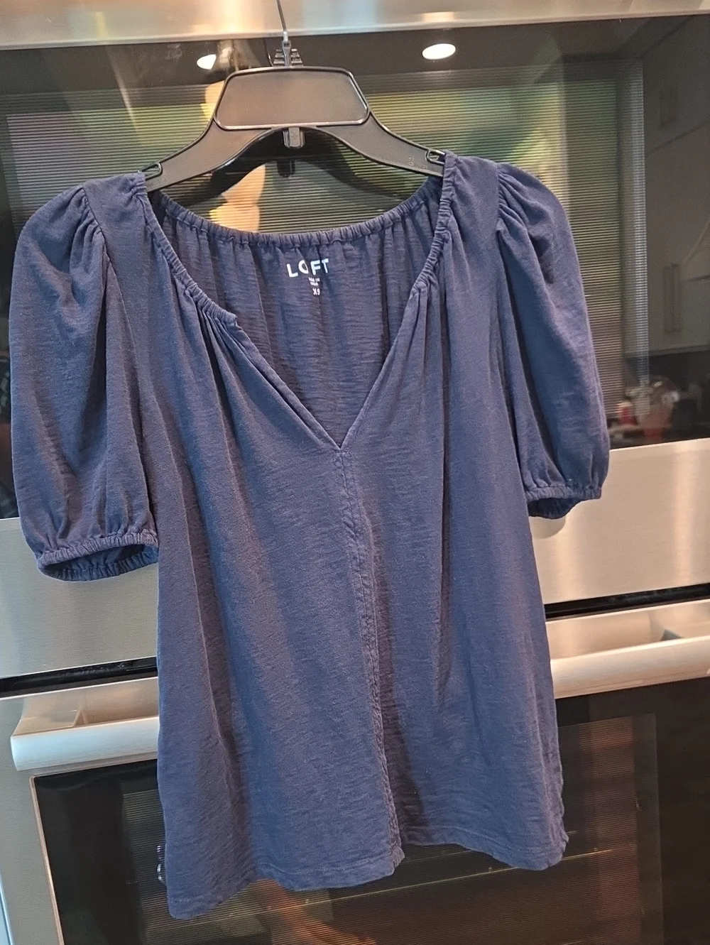 LOFT Navy Puff-Sleeve V-Neck Blouse